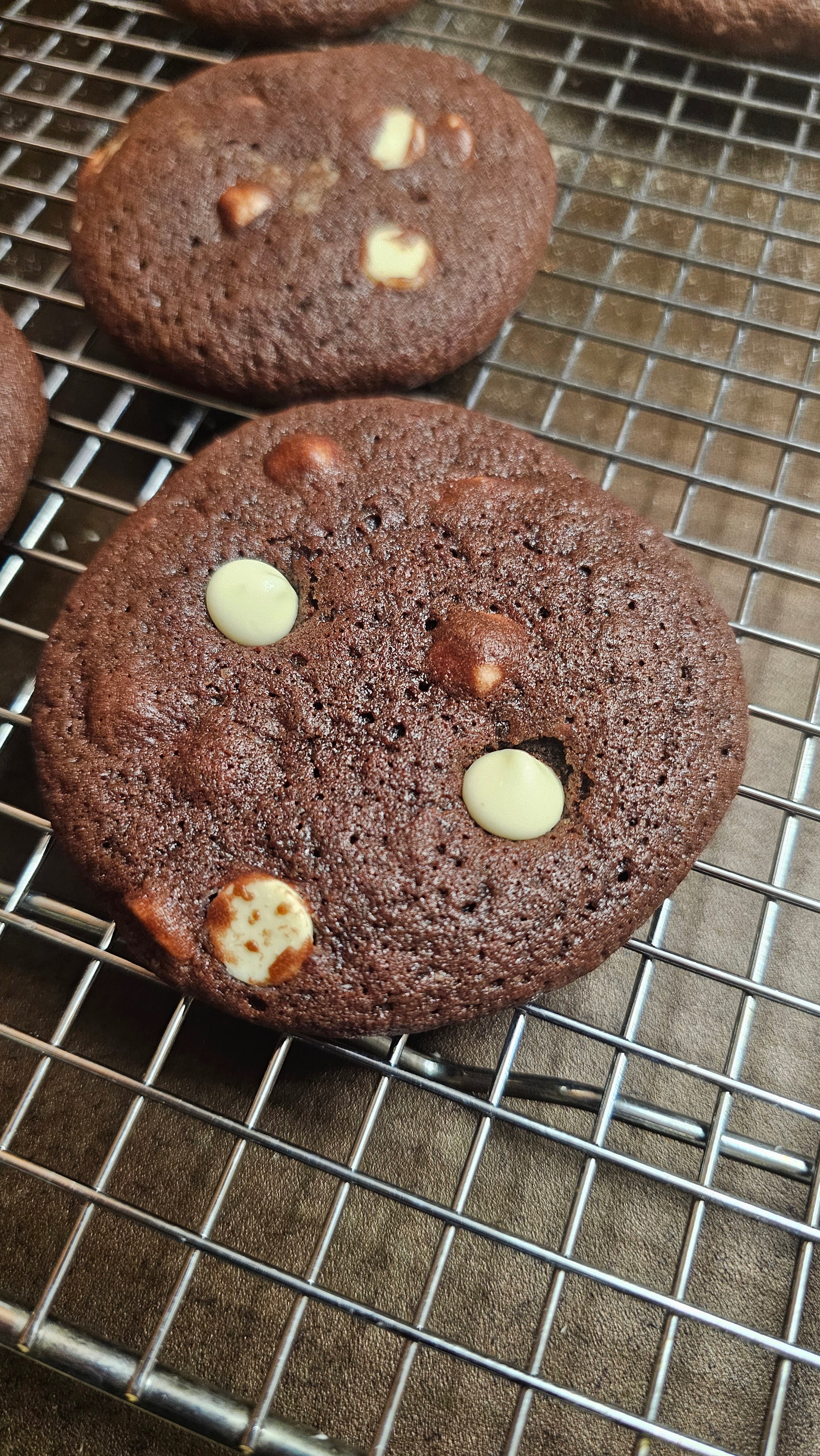 Sourdough Red Velvet Cookies